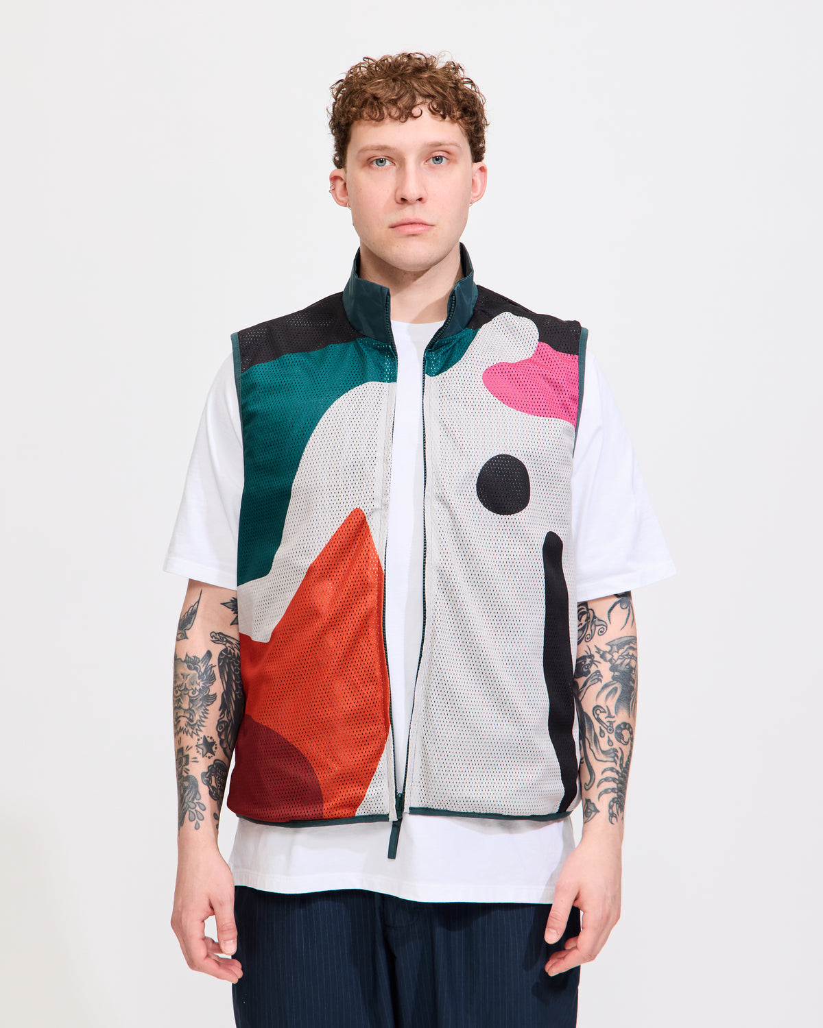 Ghost Cave Reversible Vest in Green