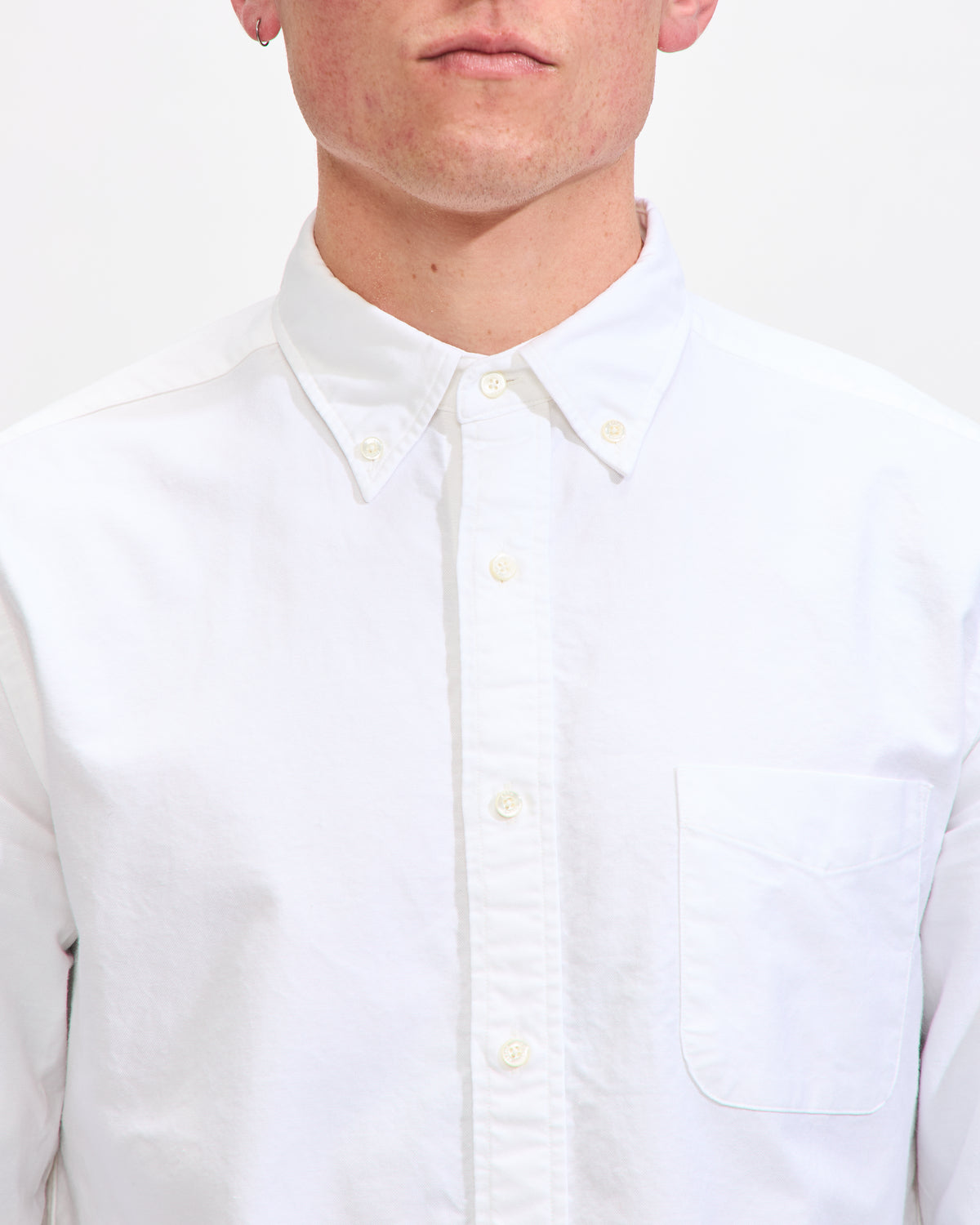 Beams Plus B.D. Oxford in White Homme Essentials 