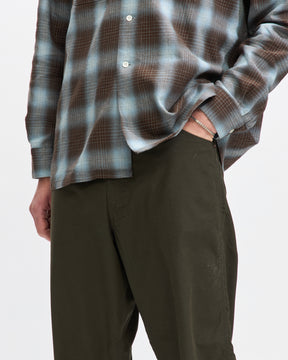 Beams Plus Painter Pants Nylon Oxford in Olive Homme Essentials 