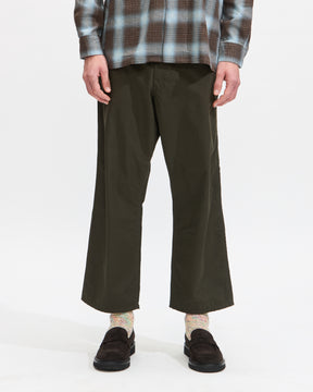 Beams Plus Painter Pants Nylon Oxford in Olive Homme Essentials 