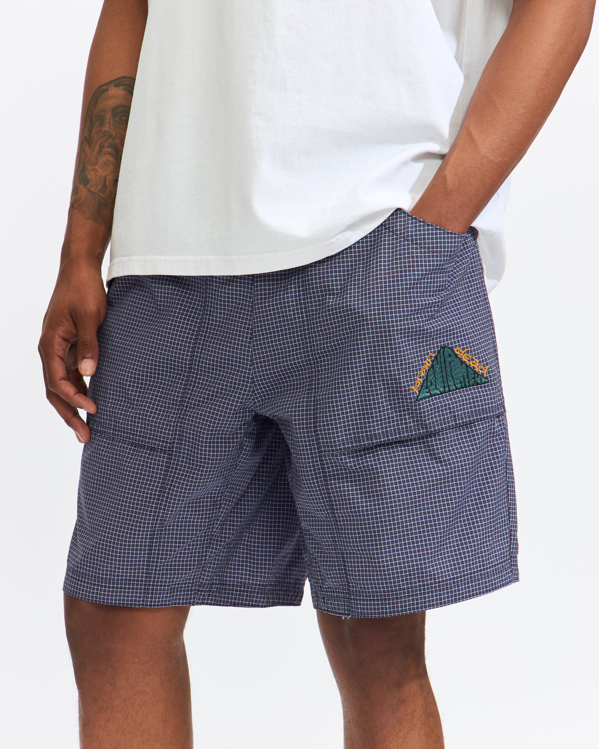 Brain Dead Gridded Ripstop Utility Short in Blueberry Homme Essentials 
