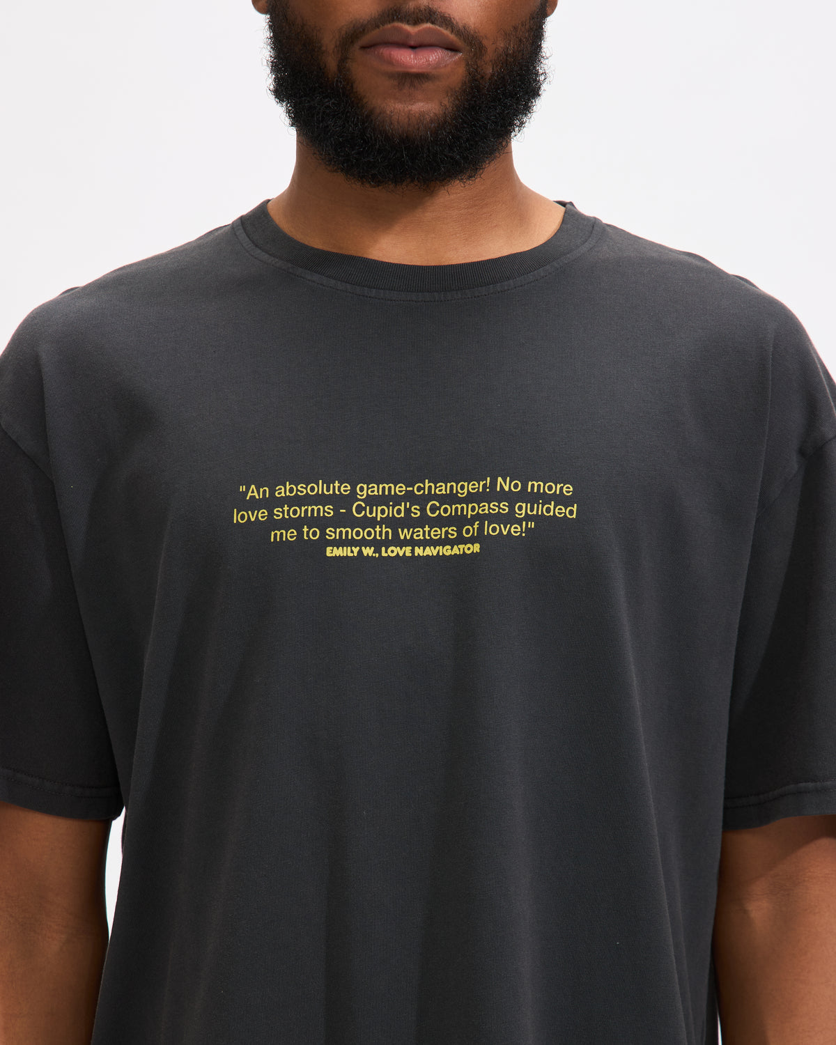 Carne Bollente Searching Romance? T-Shirt in Off Black Homme Essentials 