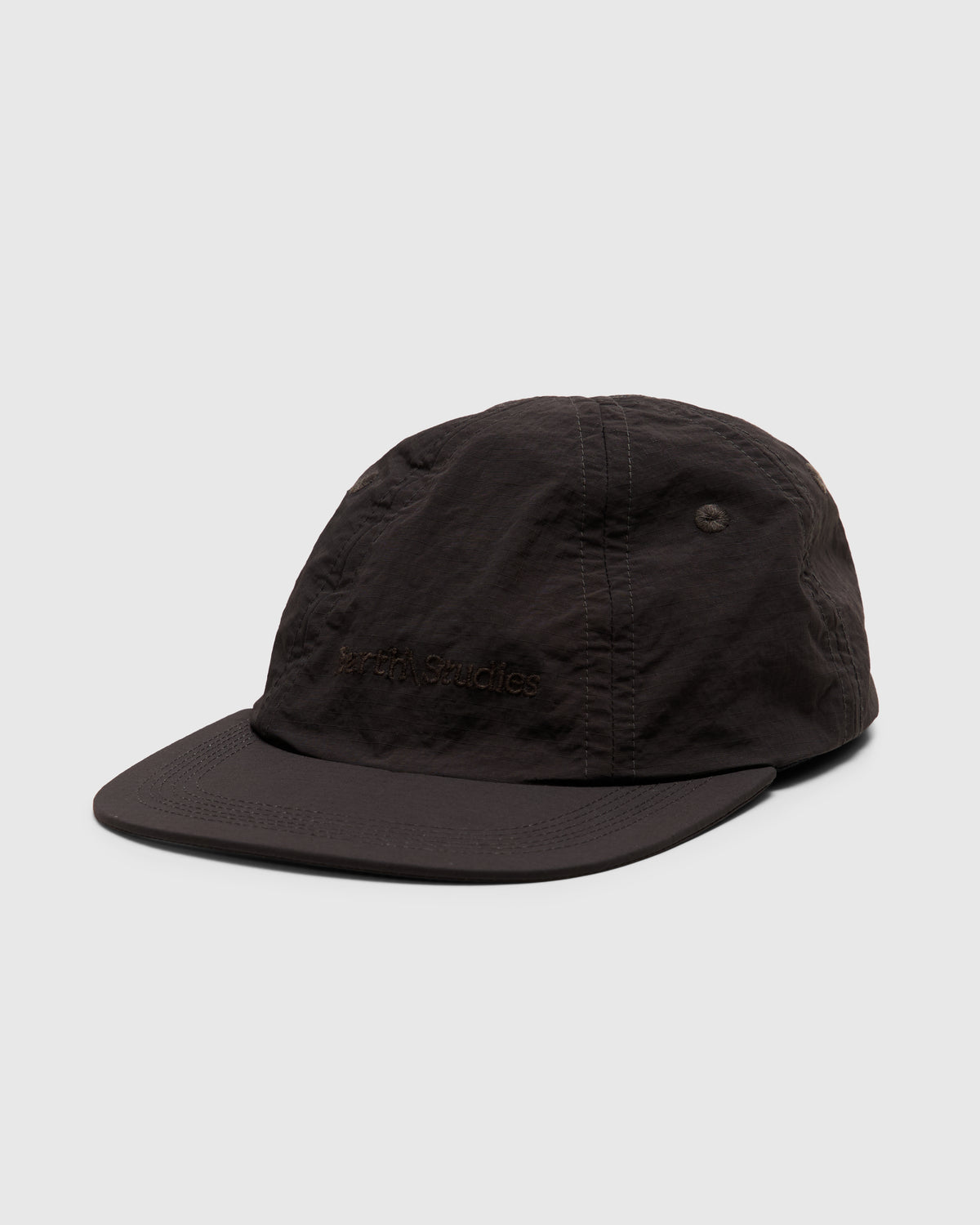 Earth/Studies EQ-115 Six Panel Hat in Carbon Homme Essentials 