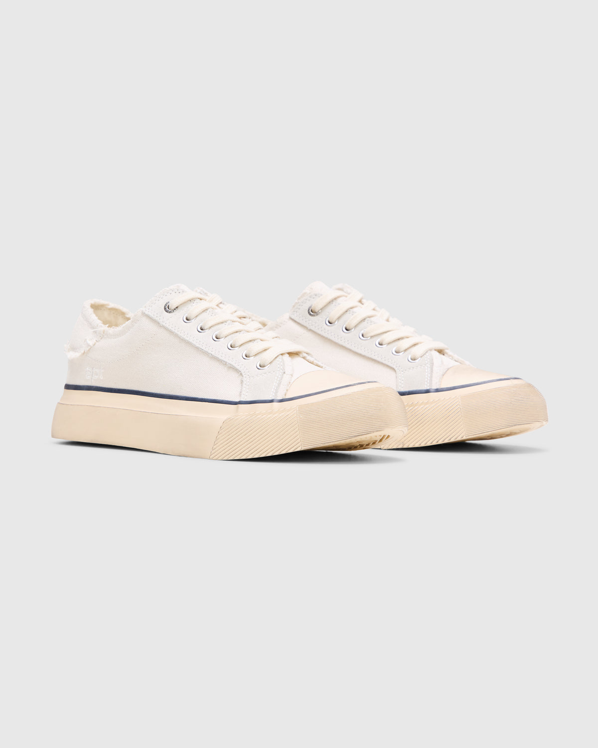 East Pacific Trade Dive Vintage in Natural Homme Essentials 