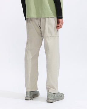Gramicci Gadget Pant in Dune Pigment Homme Essentials 