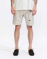 Gramicci Gadget Short in Dune Pigment Homme Essentials 
