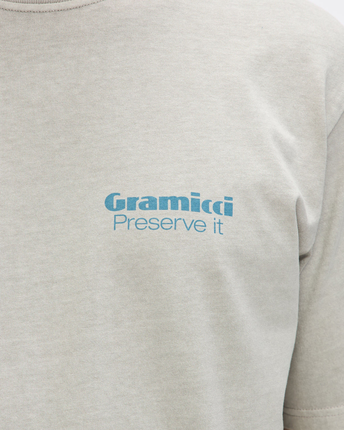 Gramicci Preserve It Tee in Pigment Slate Homme Essentials 
