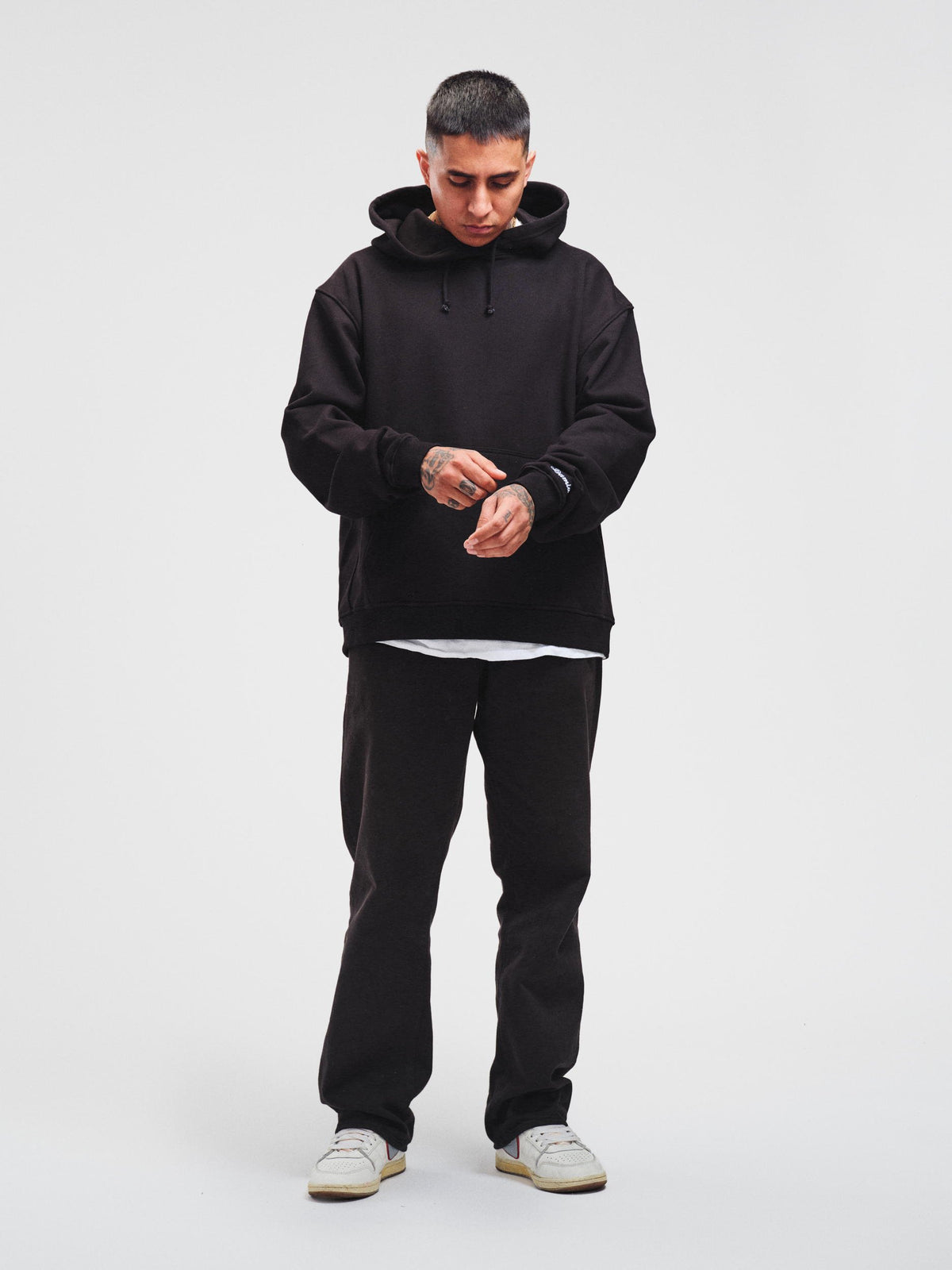 Hoodie in Pitch Black