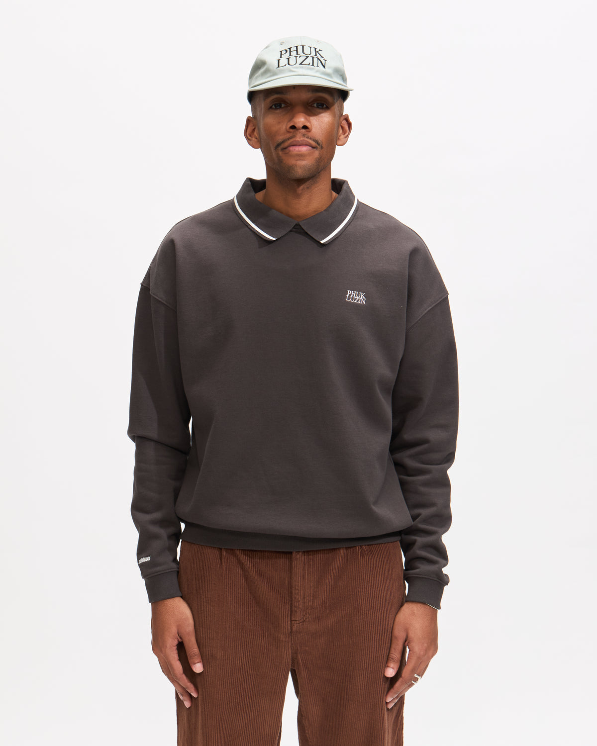 Metalwood Phuk Luzin Collared Sweatshirt in Tar Homme Essentials 