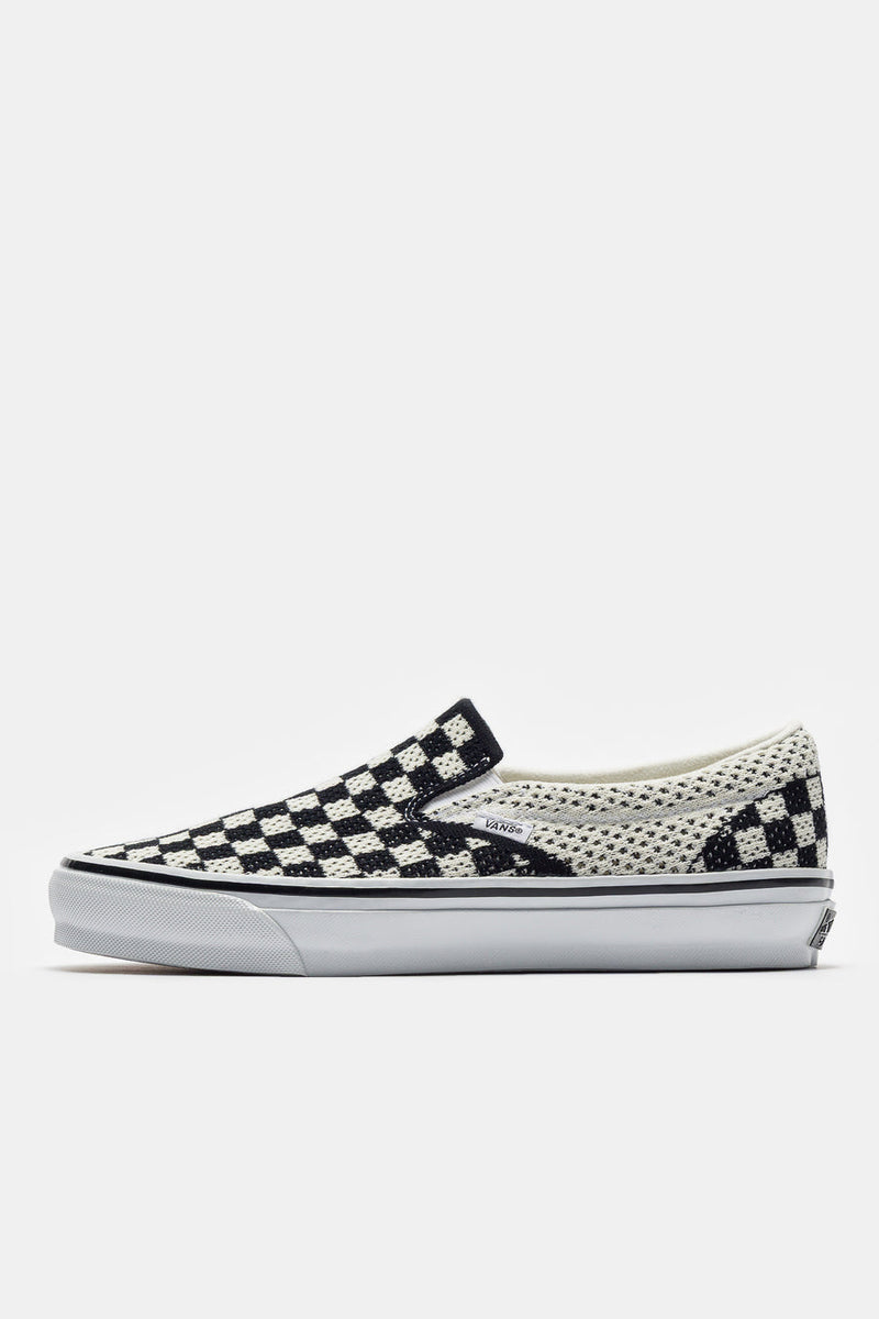 Vans LX Classic Slip On EK in Checkerboard Black / White : Homme