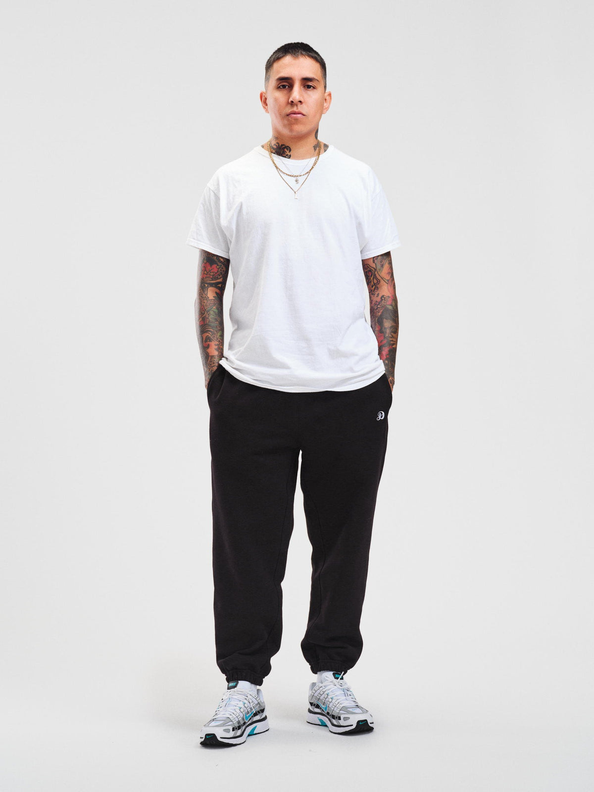 Sweatpants in Pitch Black