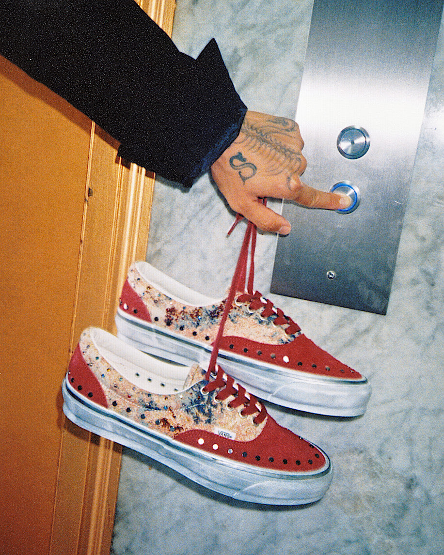 LX Era 95 Floral Rivets in Bordeaux