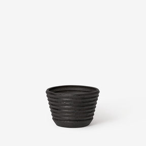 Racine Planter in Carbon