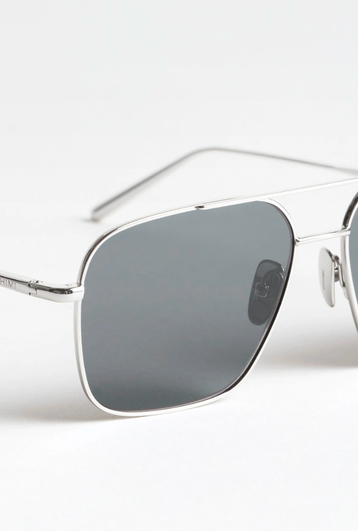 Aviator Sunglasses in Grey