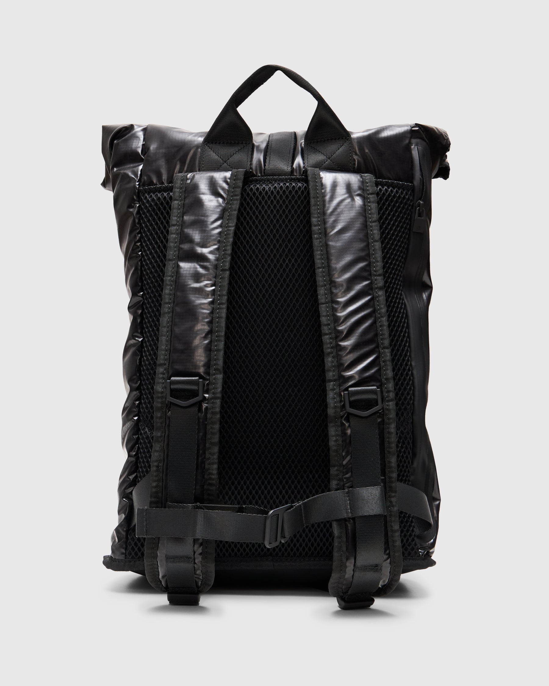 Sibu Rolltop Rucksack in Black