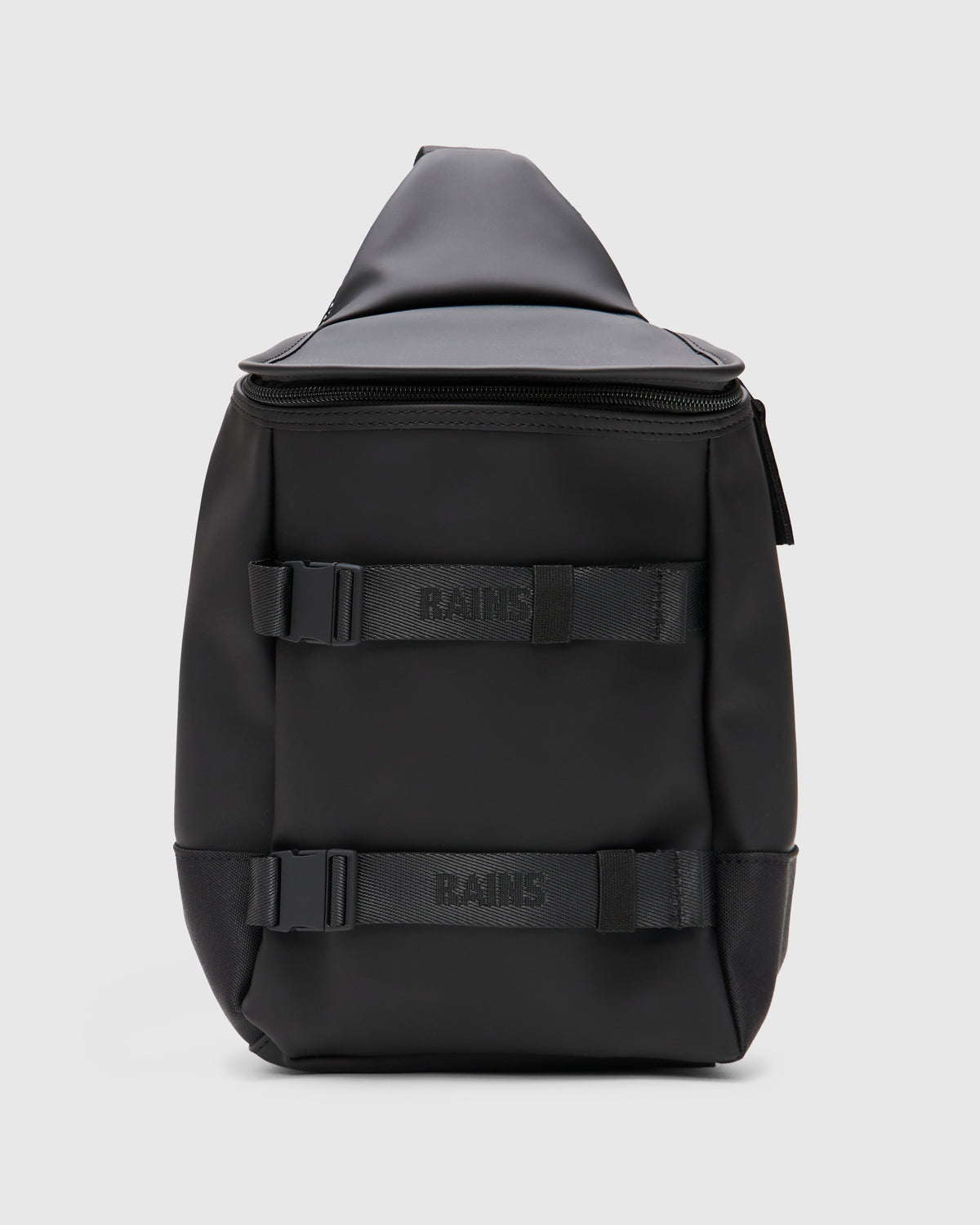 Trail Sling Bag in Black