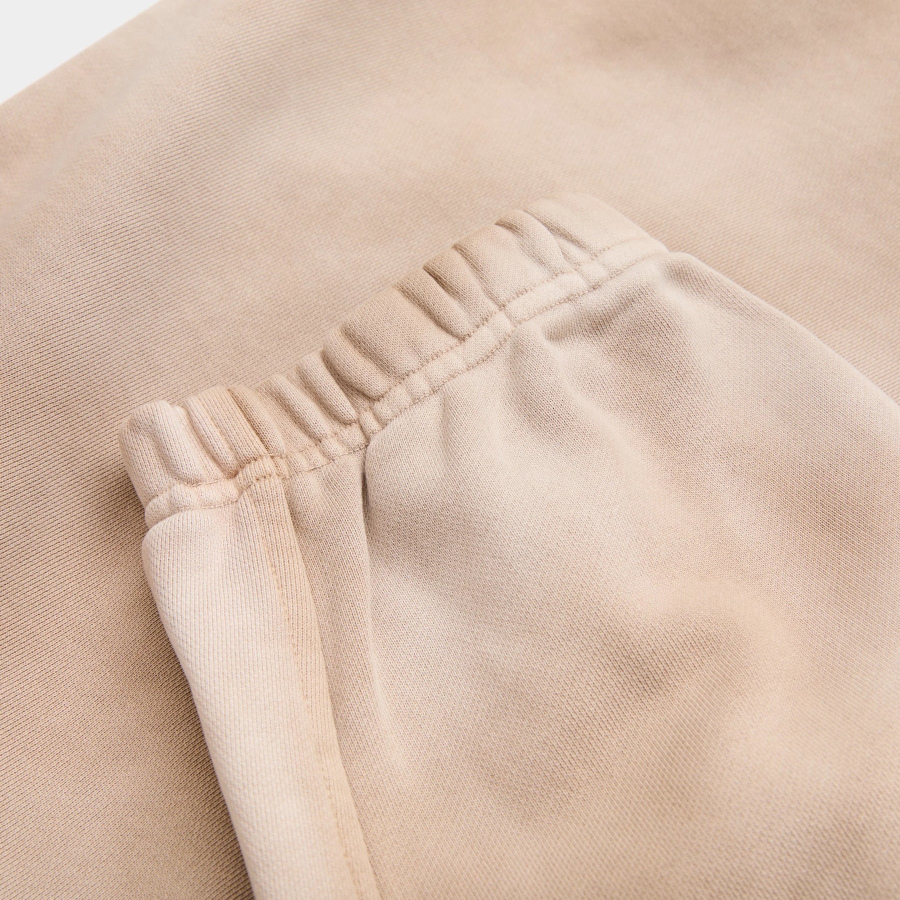Mineral Wash Sweatpants in Cream