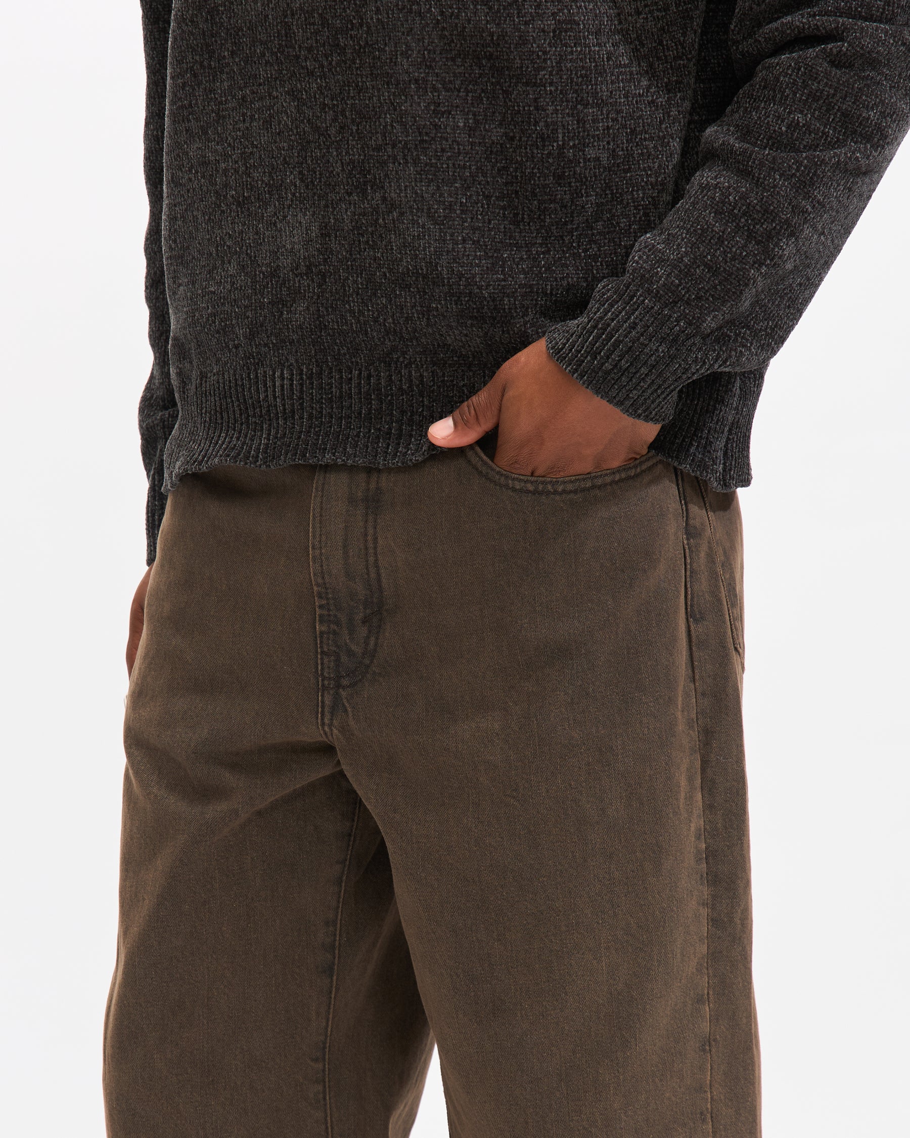 Thisisneverthat Regular Jeans in Brown Homme Essentials 