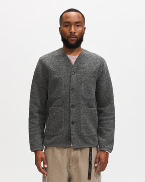 Universal Works Cardigan in Grey Marl Wool Fleece Homme Essentials 