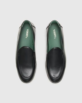 Vinny's Belgee Loafer in Black Homme Essentials 