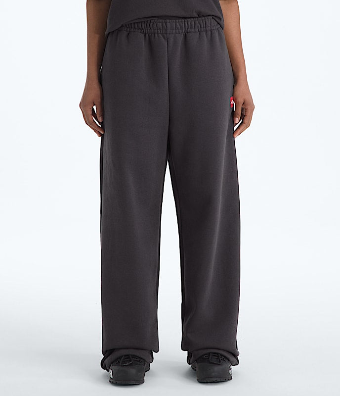 Women's TNF Red Box Sweatpants in Obsidian
