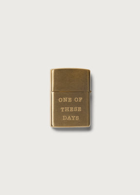Running Horse Zippo in Gold