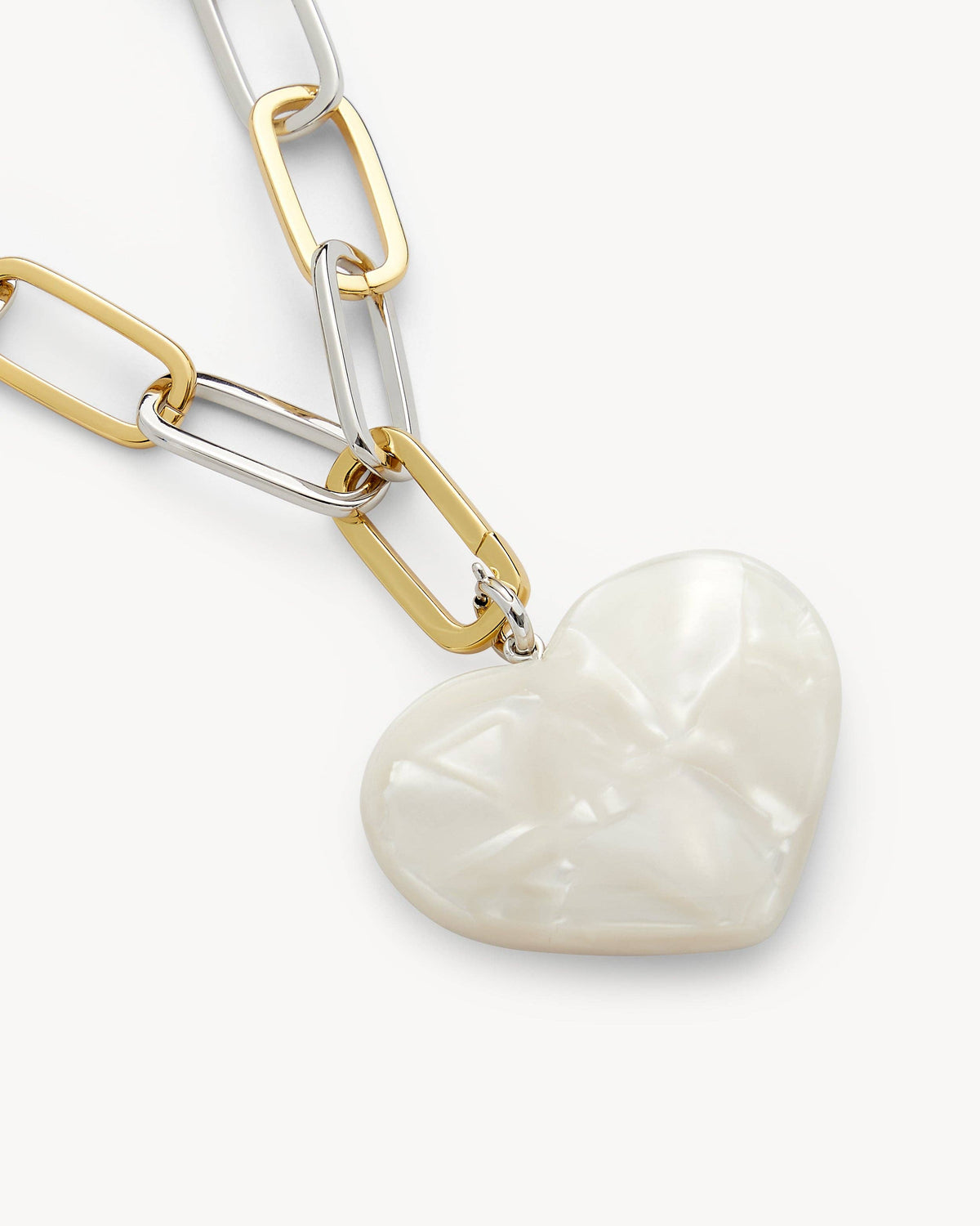 Grande Heart Pendant in White Shell