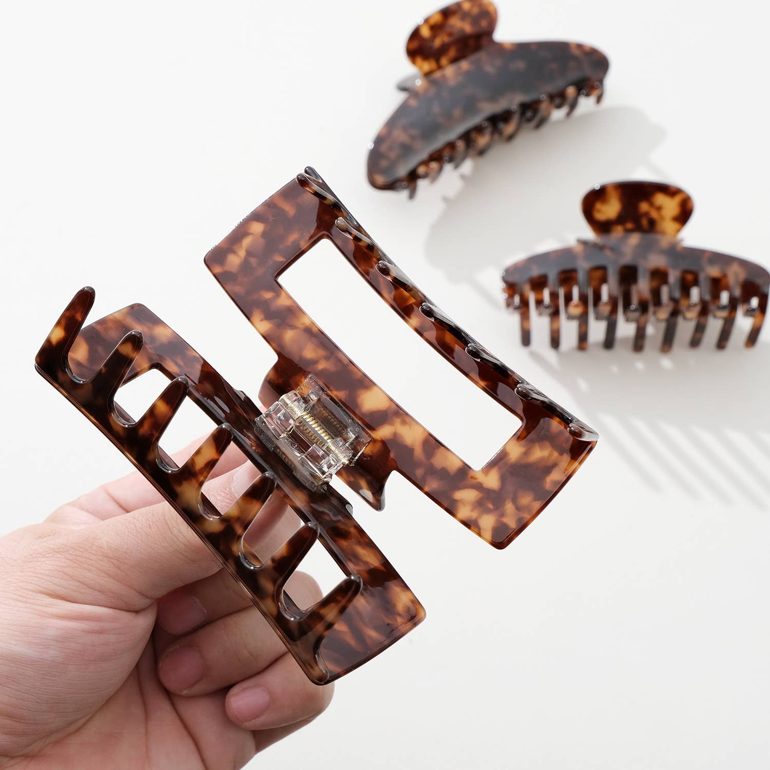 Large Deep Tortoise Square Claw Clip