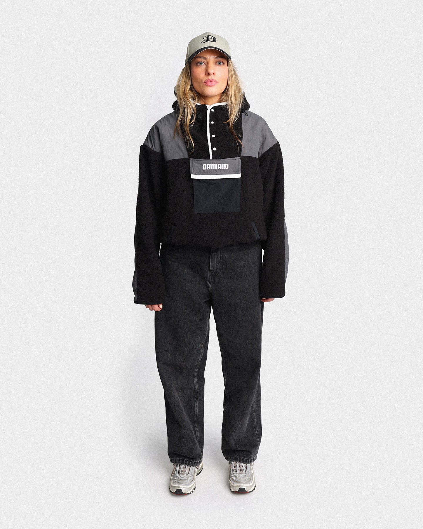 Hooded Sherpa Jacket in Black / Charcoal