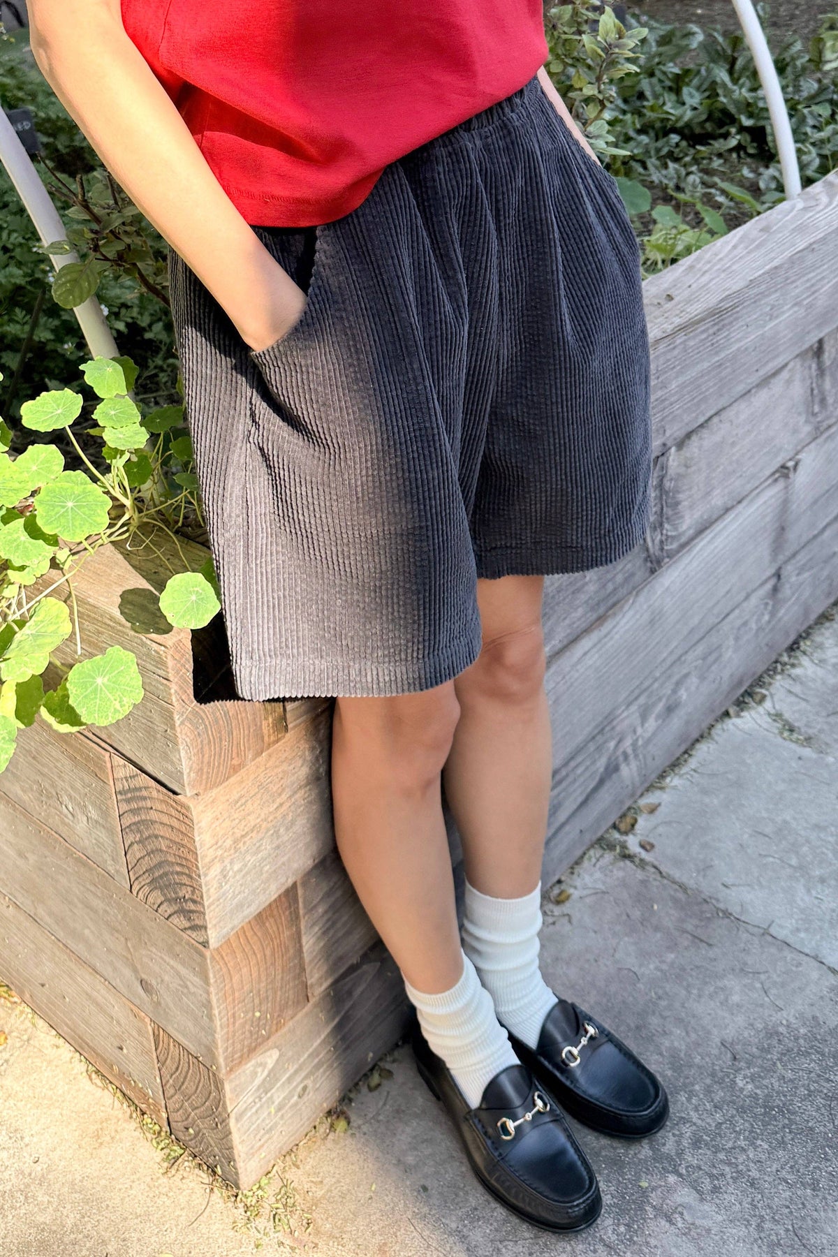 Soft Corduroy City Shorts in Charcoal