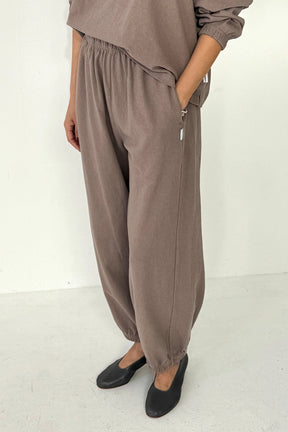 Balloon Pants in Mushroom