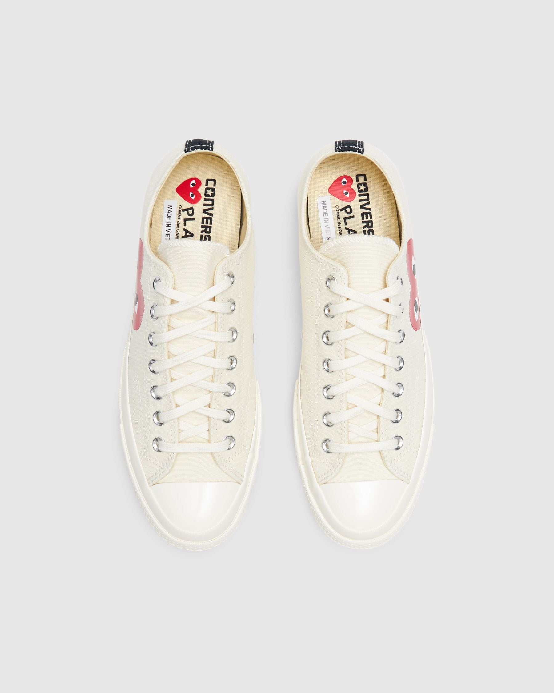 Red Heart Chuck Taylor All Star '70 Low in White