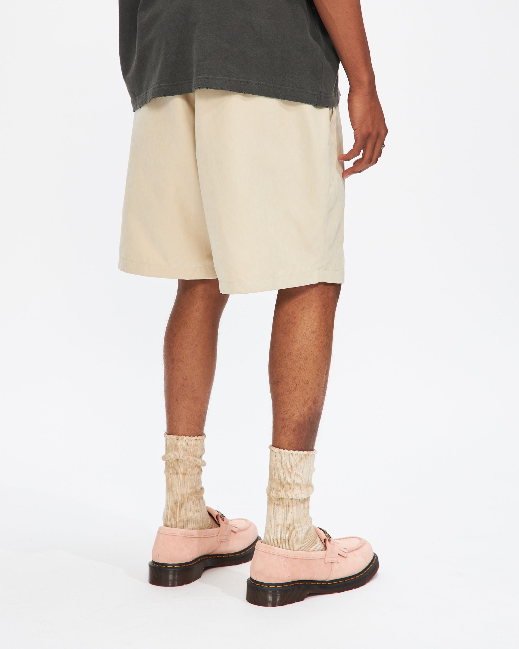 HTG Brand Poly Short in Bone