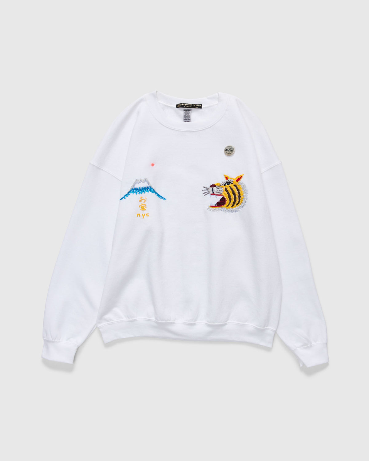 Suka Tora / Mt. Fuji Sweatshirt in White