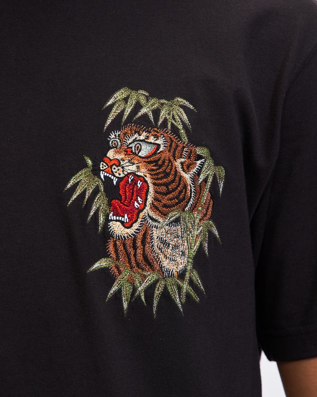 5102 Maha Tiger T-Shirt in Black