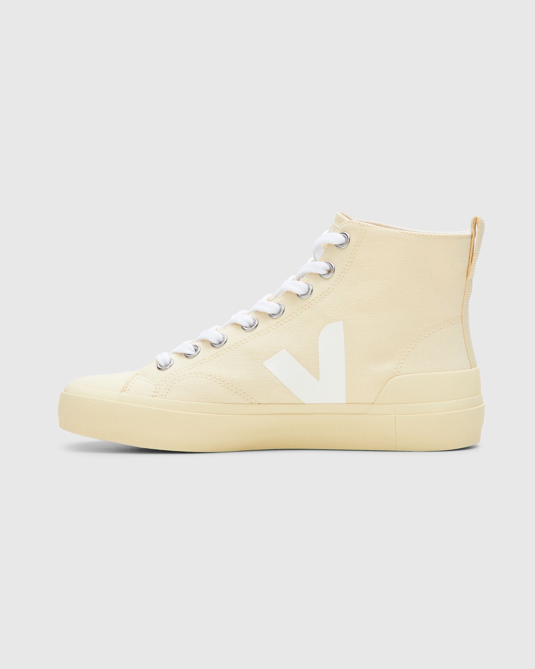 Wata II Canvas in Butter White