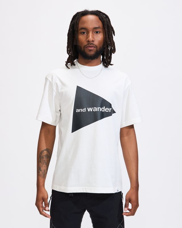 AND WANDER｜SHORT-SLEEVED ROUND NECK T-SHIRTS (And Wande And Wander Short Sleeves T-shirt and Wander