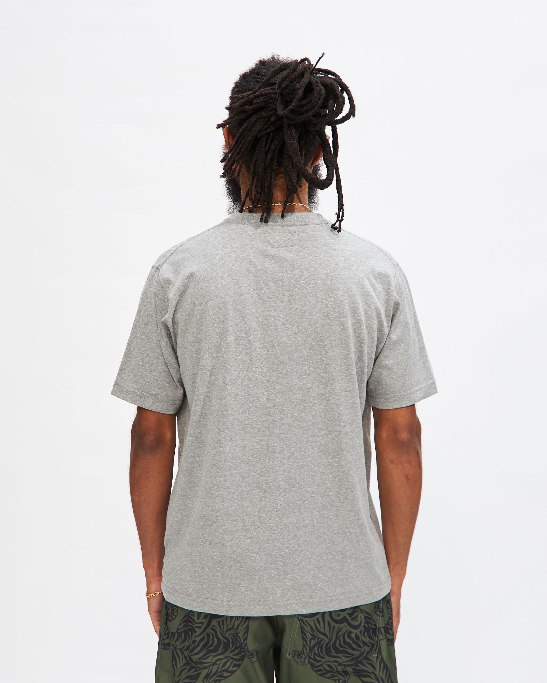 Pocket T-Shirt in Grey
