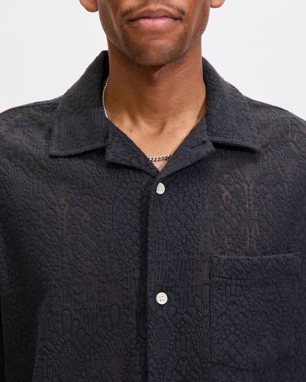 Alhambra SS Camp Shirt in Black