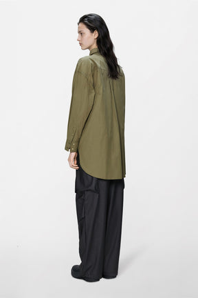 Light Woven Long Sleeve W Shirt in Moss