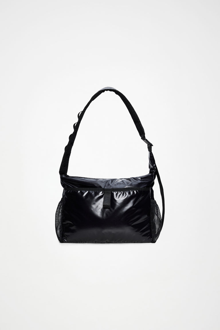 Sibu Messenger Bag in Black