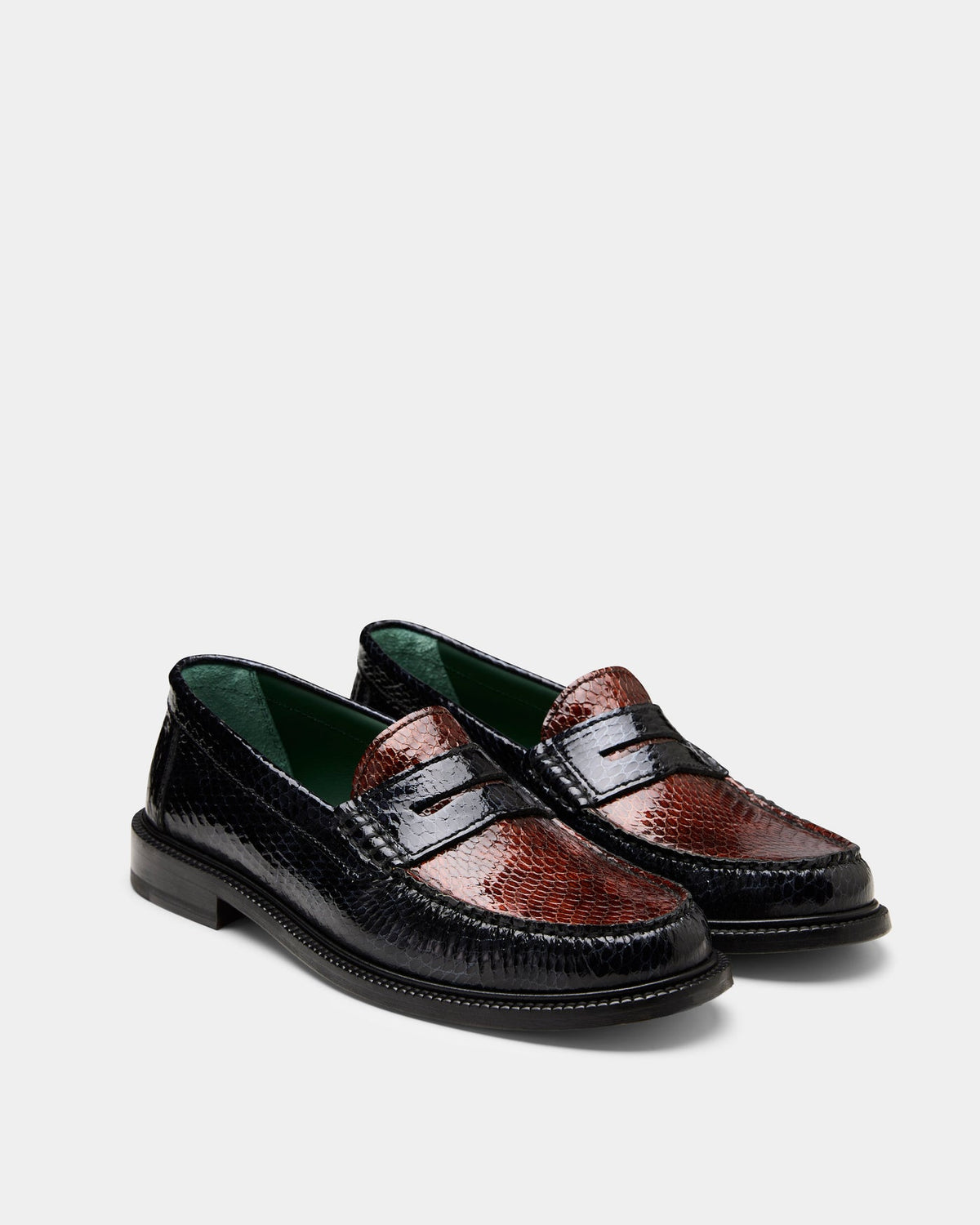 Yardee Two-Tone Moccasin Loafer in Croco