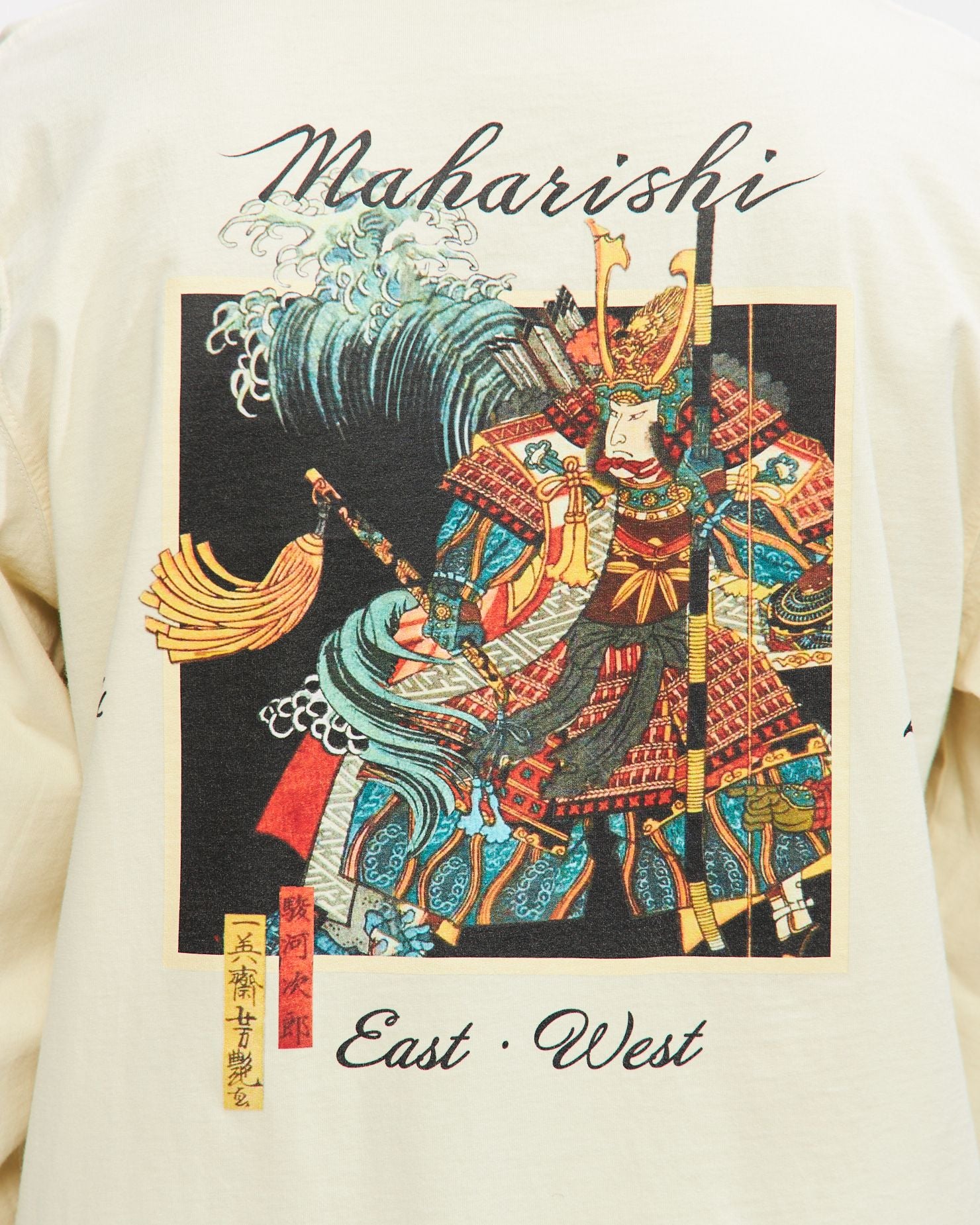 1032 Samurai vs. Dragon L/S T-Shirt in Ecru