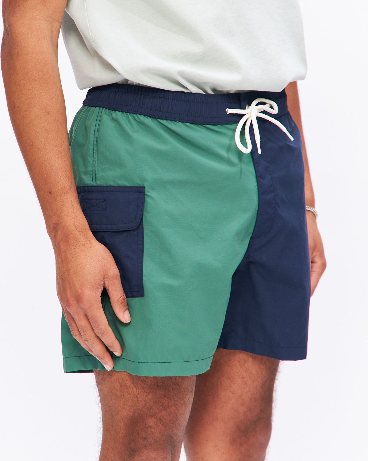 Cargo in Plain Navy