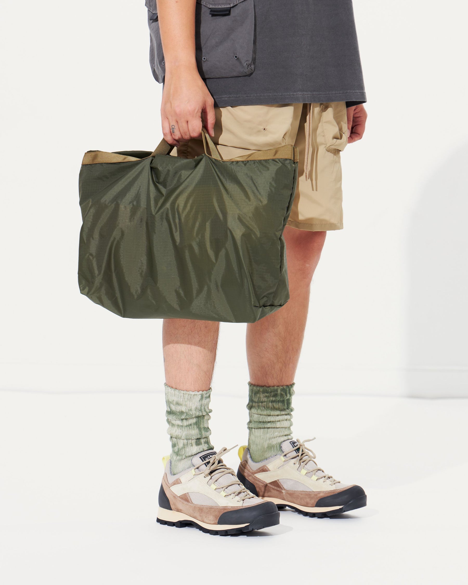 Nylon 2 Way Bag in Olive/Coyote