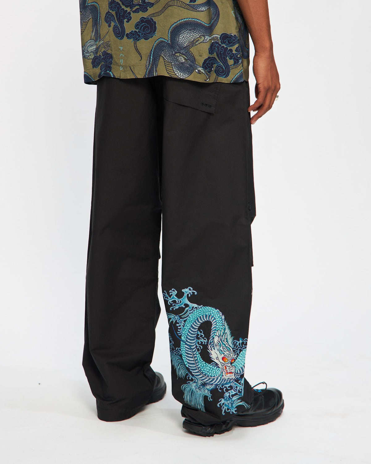 4244 Water Dragon Embroidered Loose Snopants in Black